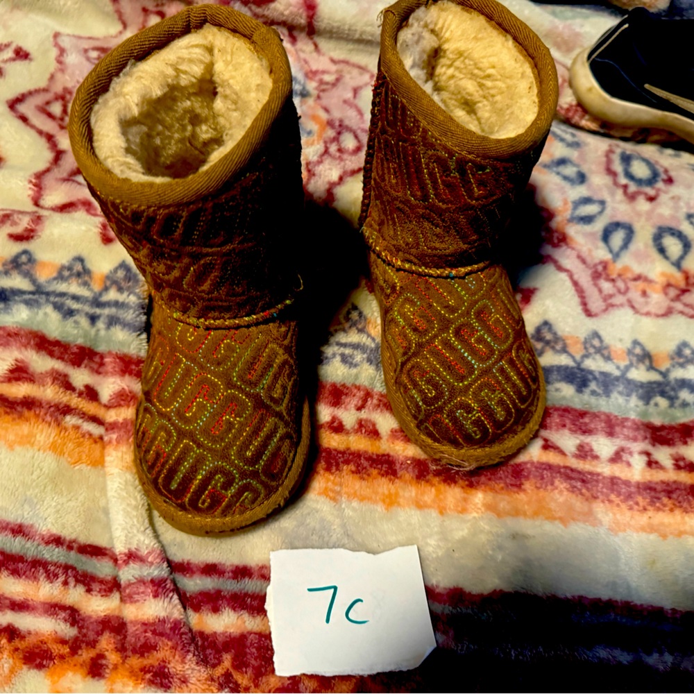 Kids ugg boots
